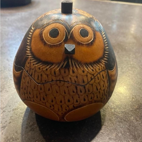 Hand Carved and Hand Painted Owl Trinket Dish Container Bowl - Picture 1 of 10